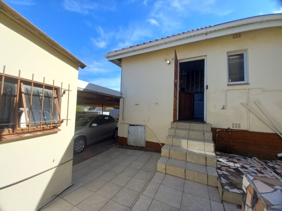 3 Bedroom Property for Sale in Cambridge West Eastern Cape